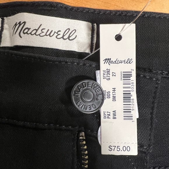 Madewell Roadtripper jeans. Size 27 Black in color. - Picture 3 of 6